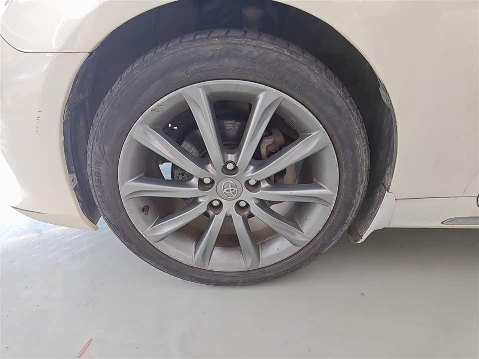 Toyota Reiz Toyota Reiz