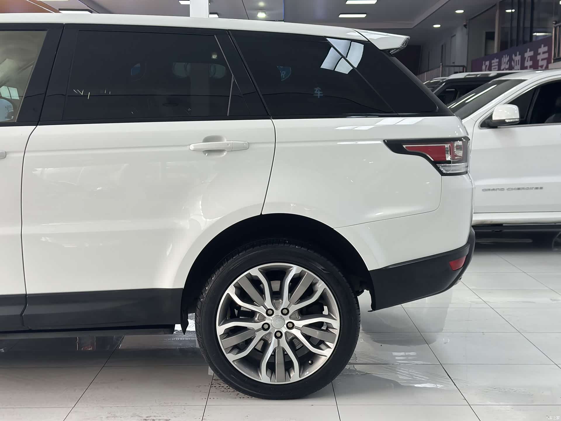 Land Rover Range Rover, 2015 15