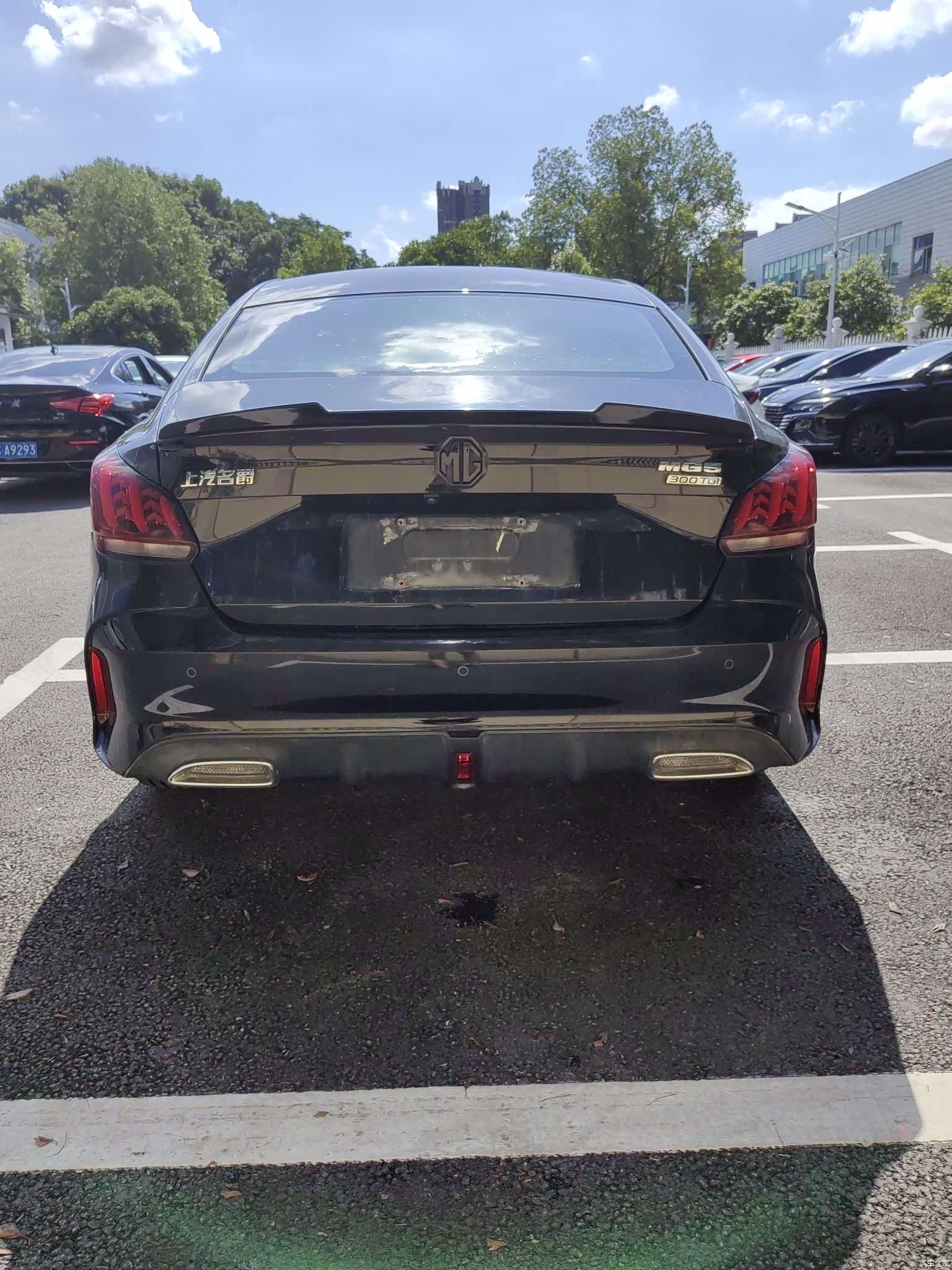 MG MG5, 2021 17