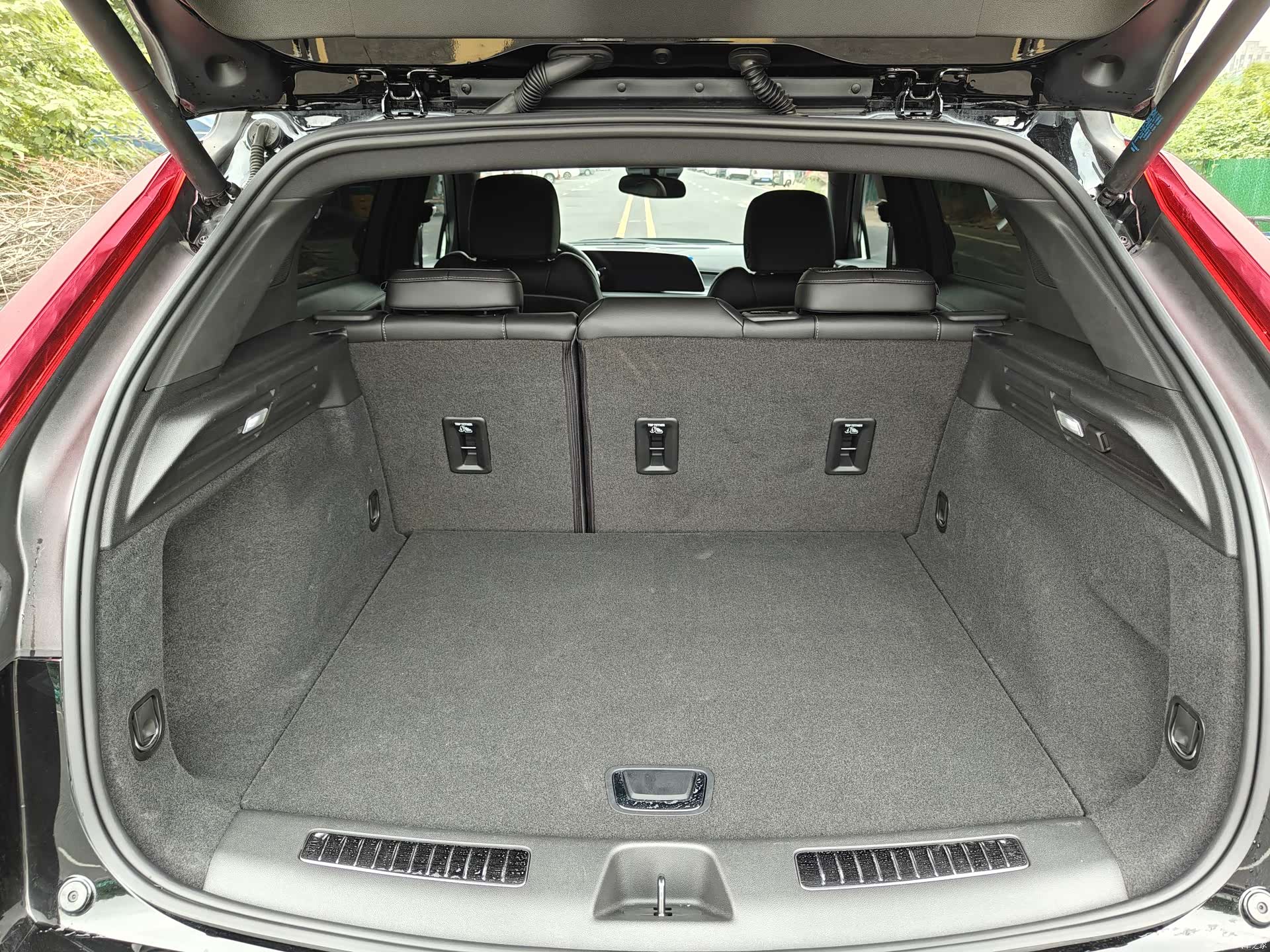 Cadillac XT4, 2025 11