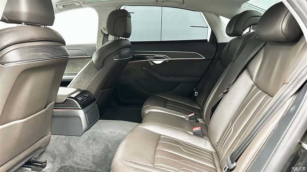 Audi A8L, 2020 14