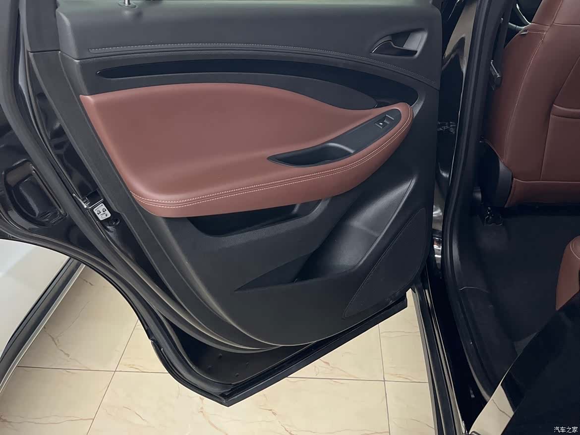 Buick Envision Plus, 2020 15