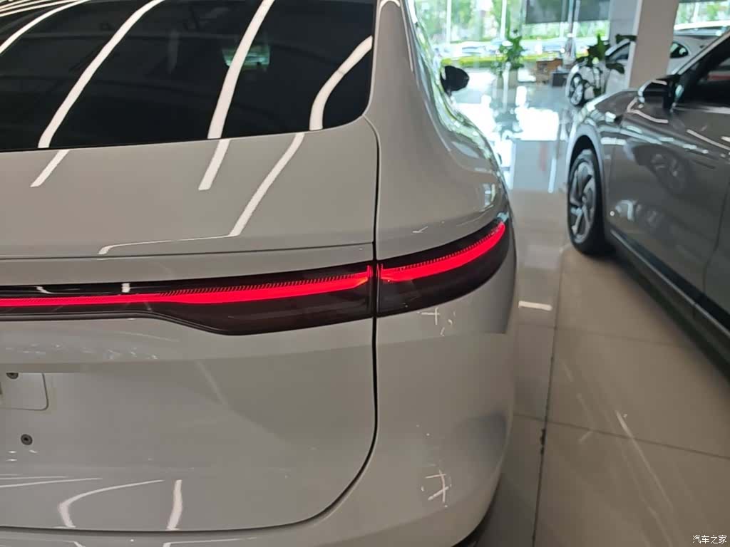 NIO EC7, 2023 8