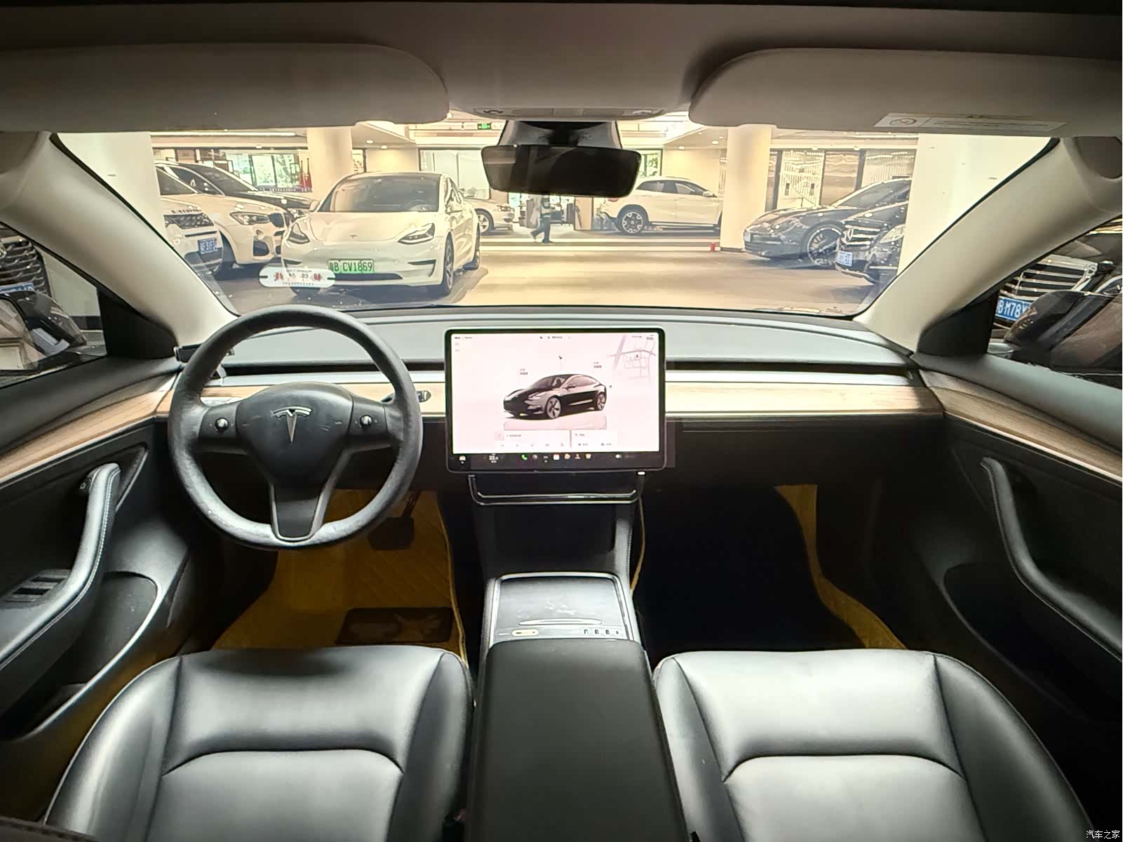 Tesla Model 3, 2022 13
