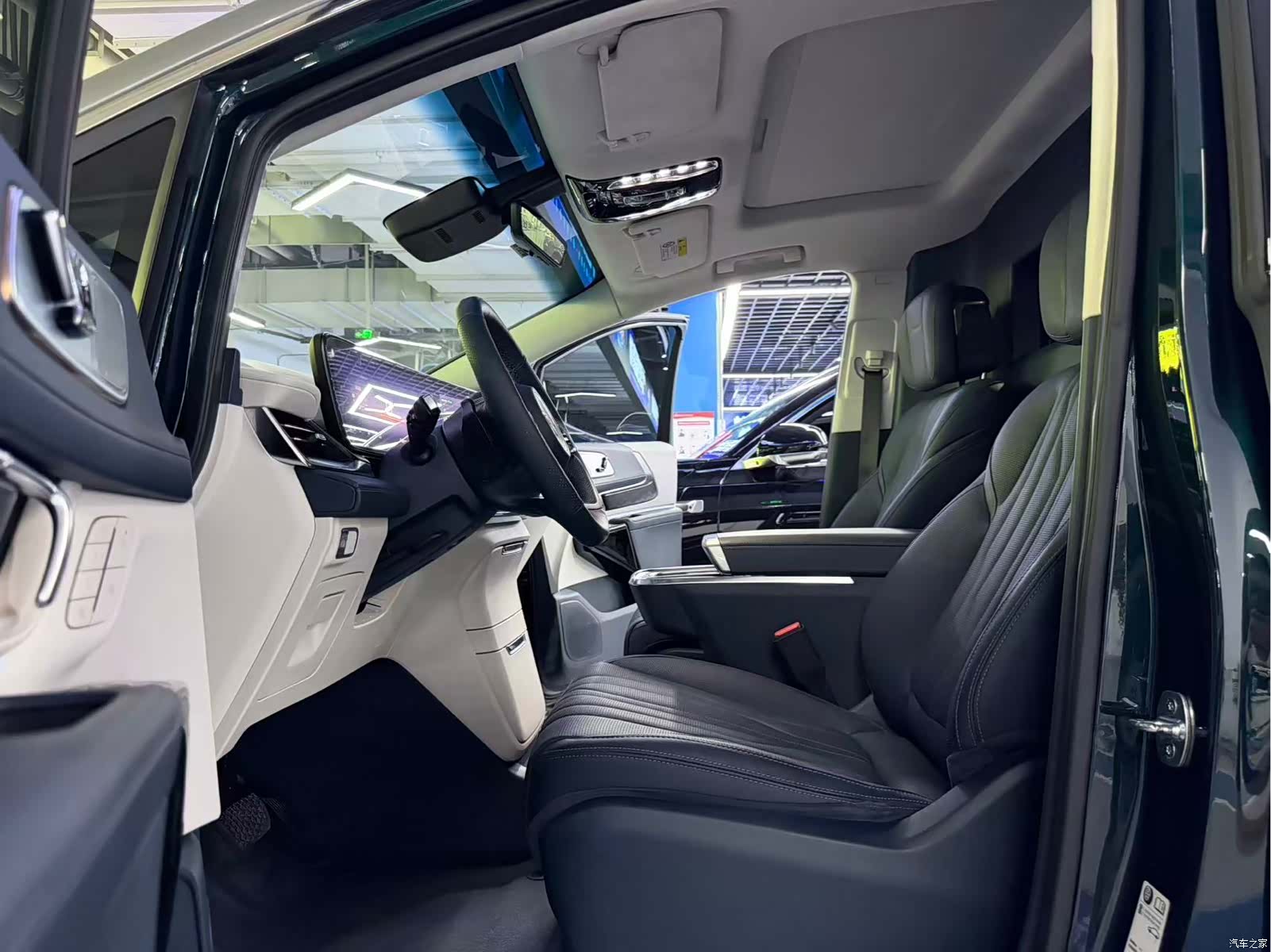 Buick Century, 2023 8