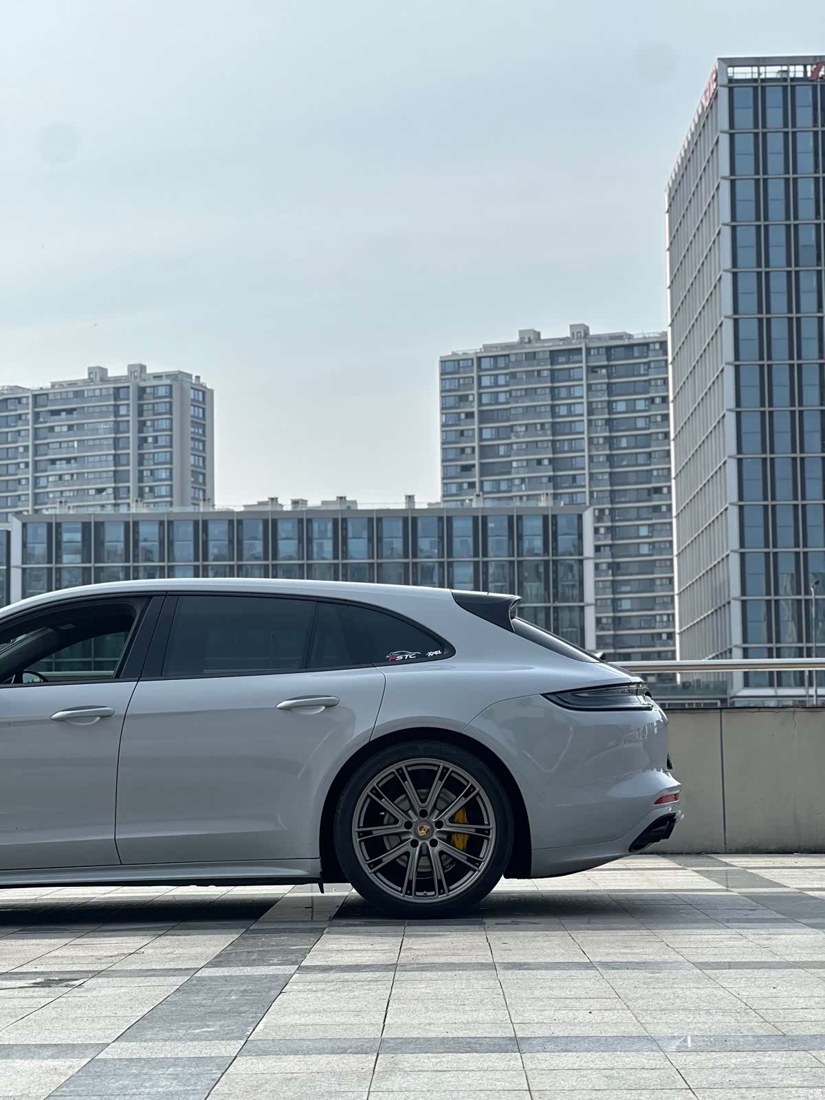 Porsche Panamera, 2023 9