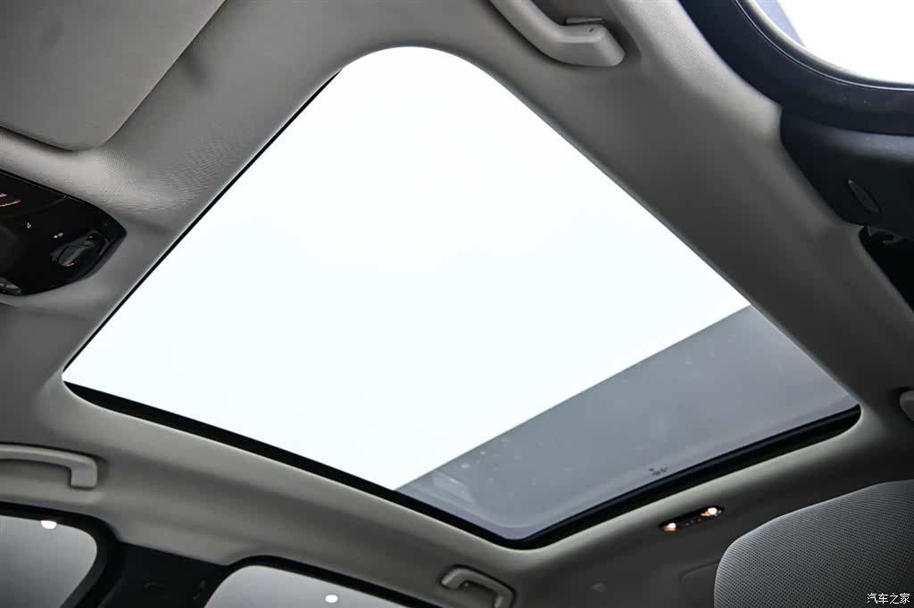 BMW 7 Series, 2023 32