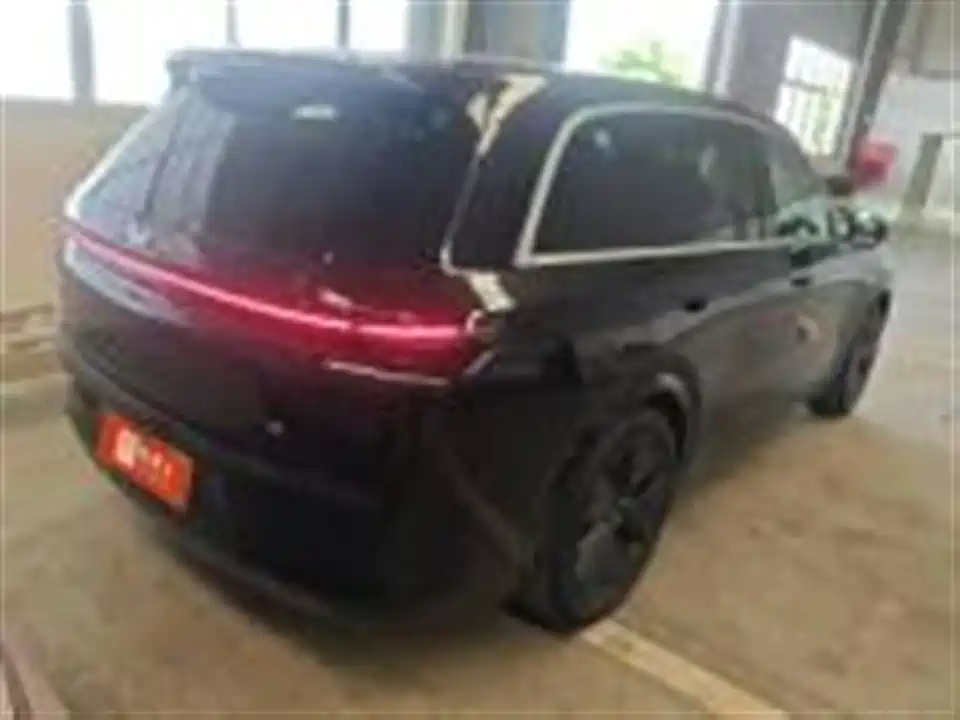 Li Auto Ideal L8 Li Auto Ideal L8