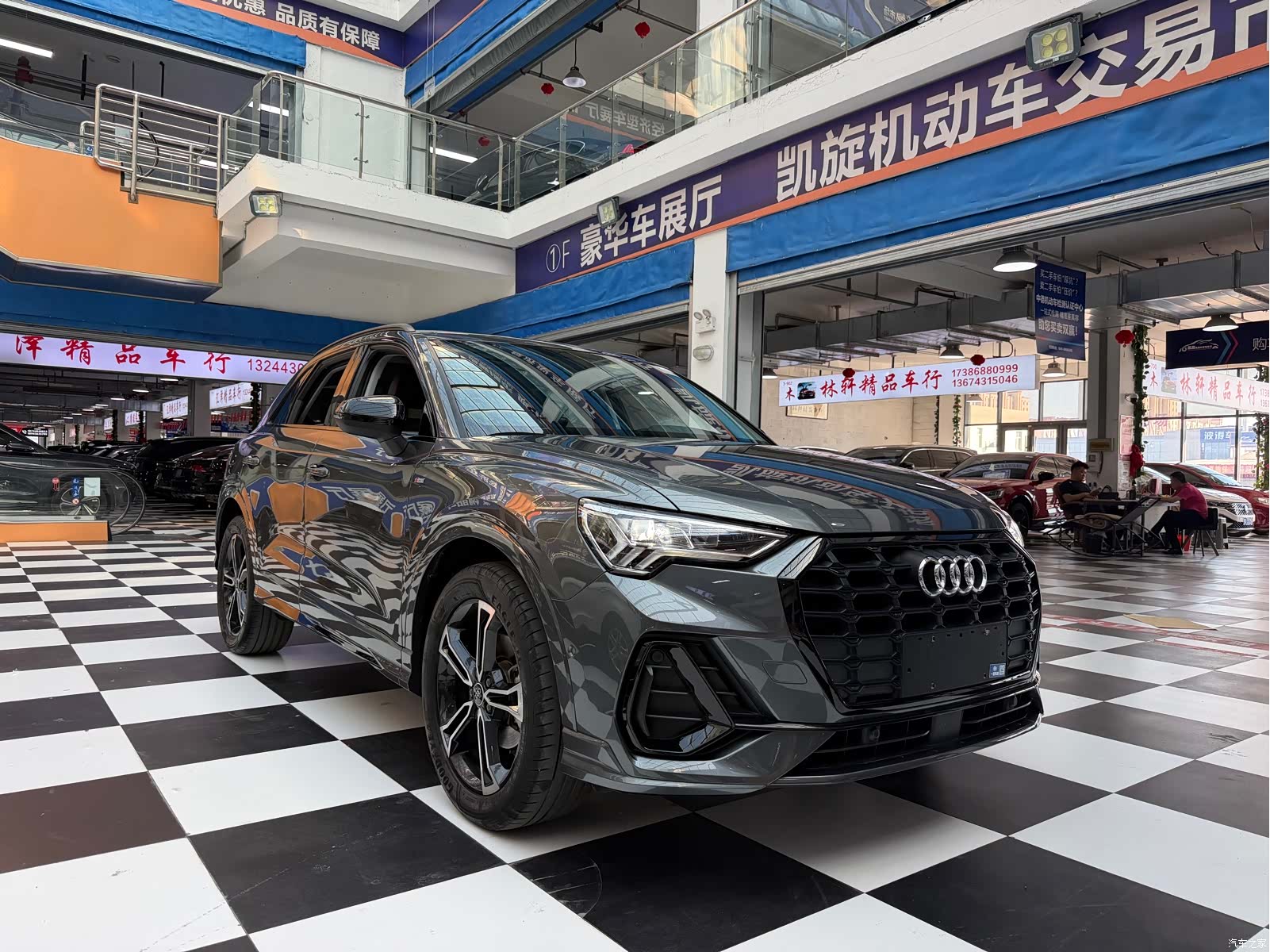 Audi Q3, 2022 3