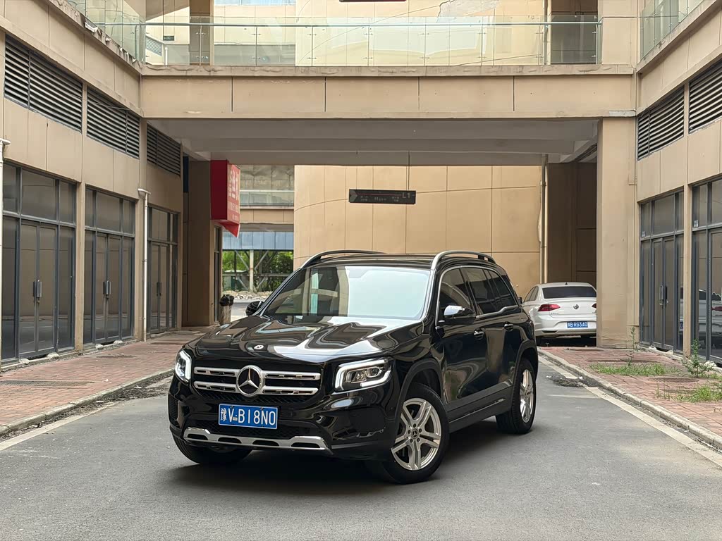 Mercedes-Benz GLB