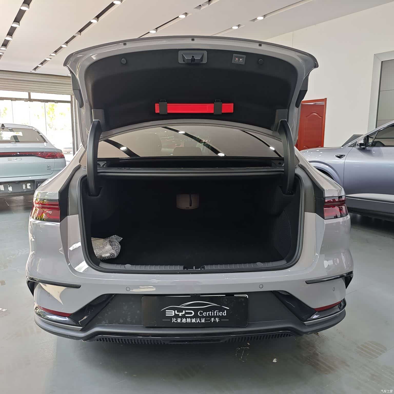 BYD Han, 2025 13
