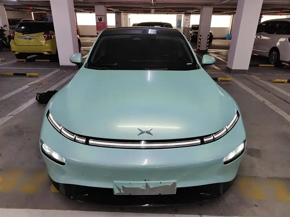 XPENG P7