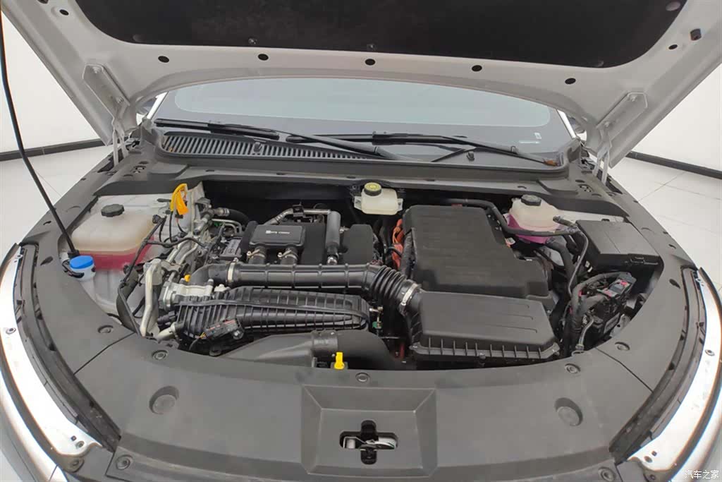 BYD Qin, 2025 10