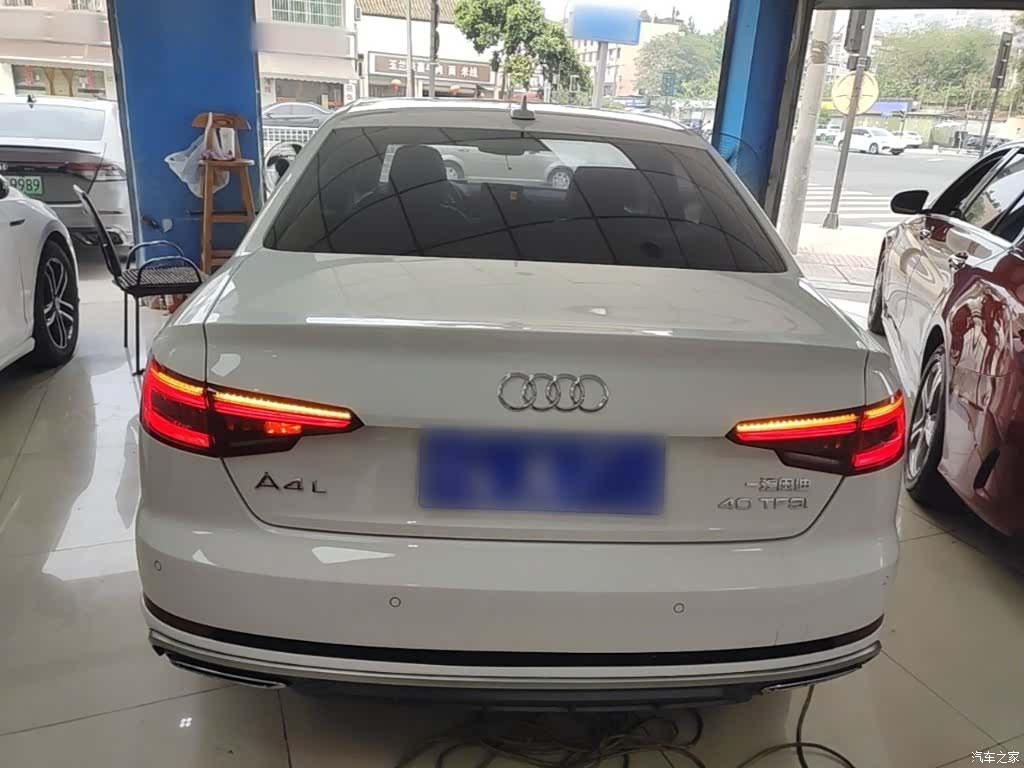 Audi A4L, 2018 6