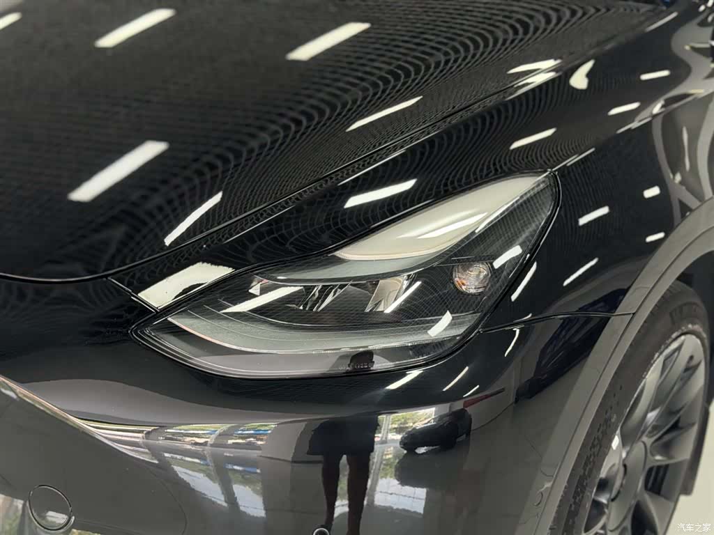 Tesla Model Y, 2022 7