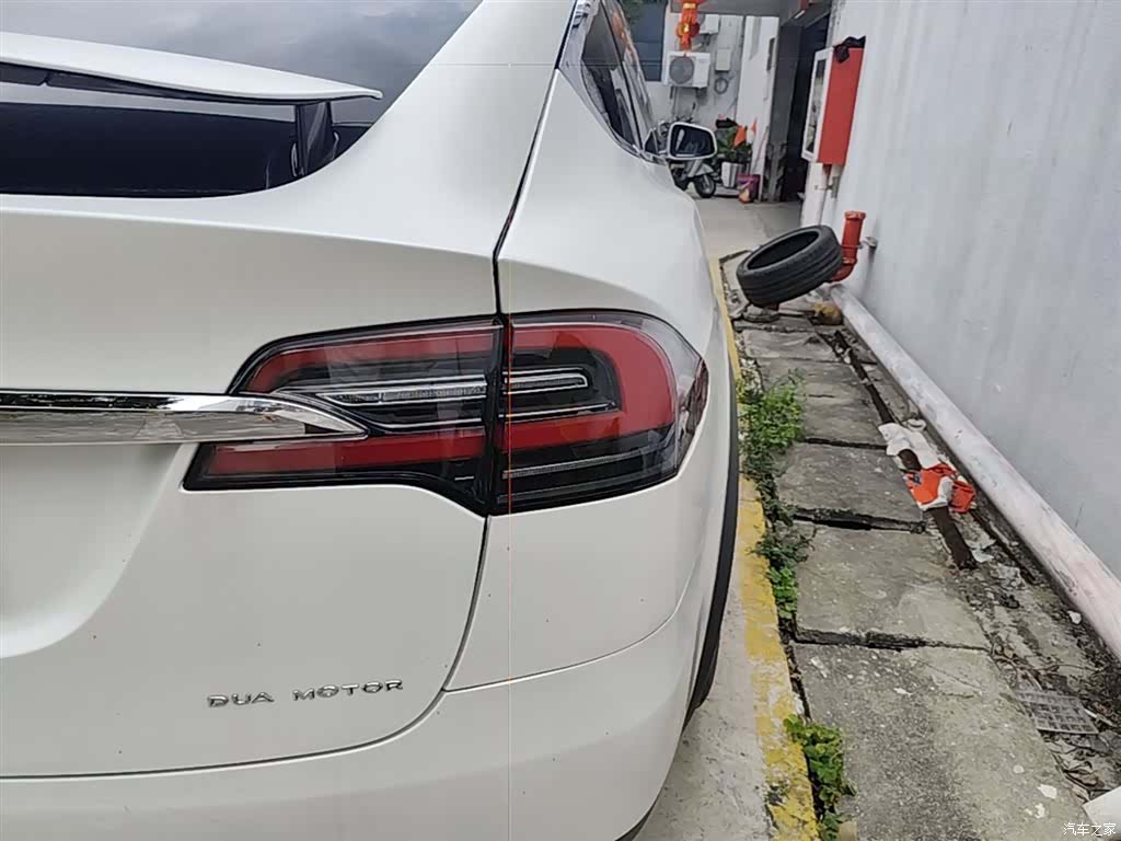 Tesla Model X, 2020 8