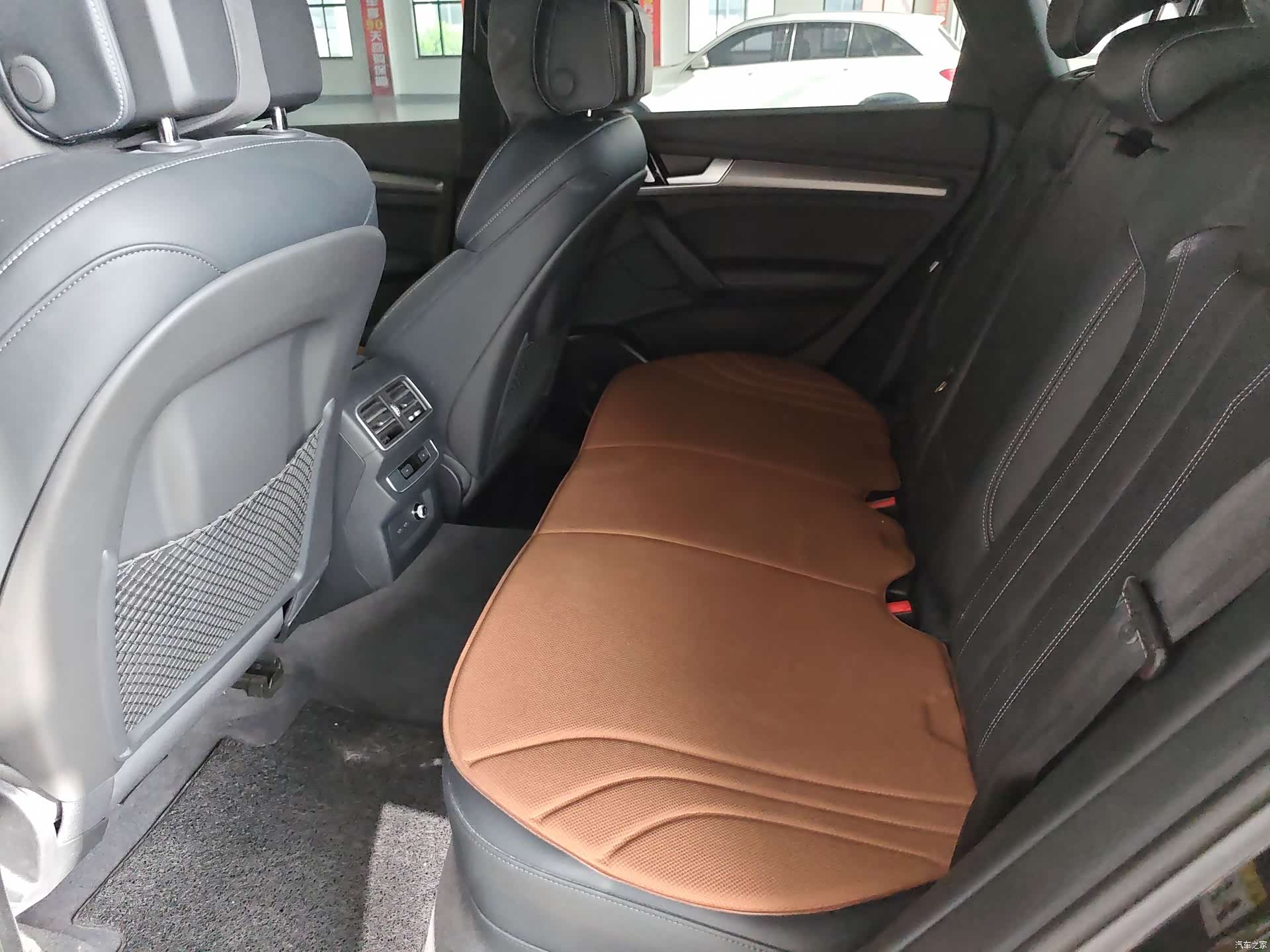 Audi Q5L, 2025 7