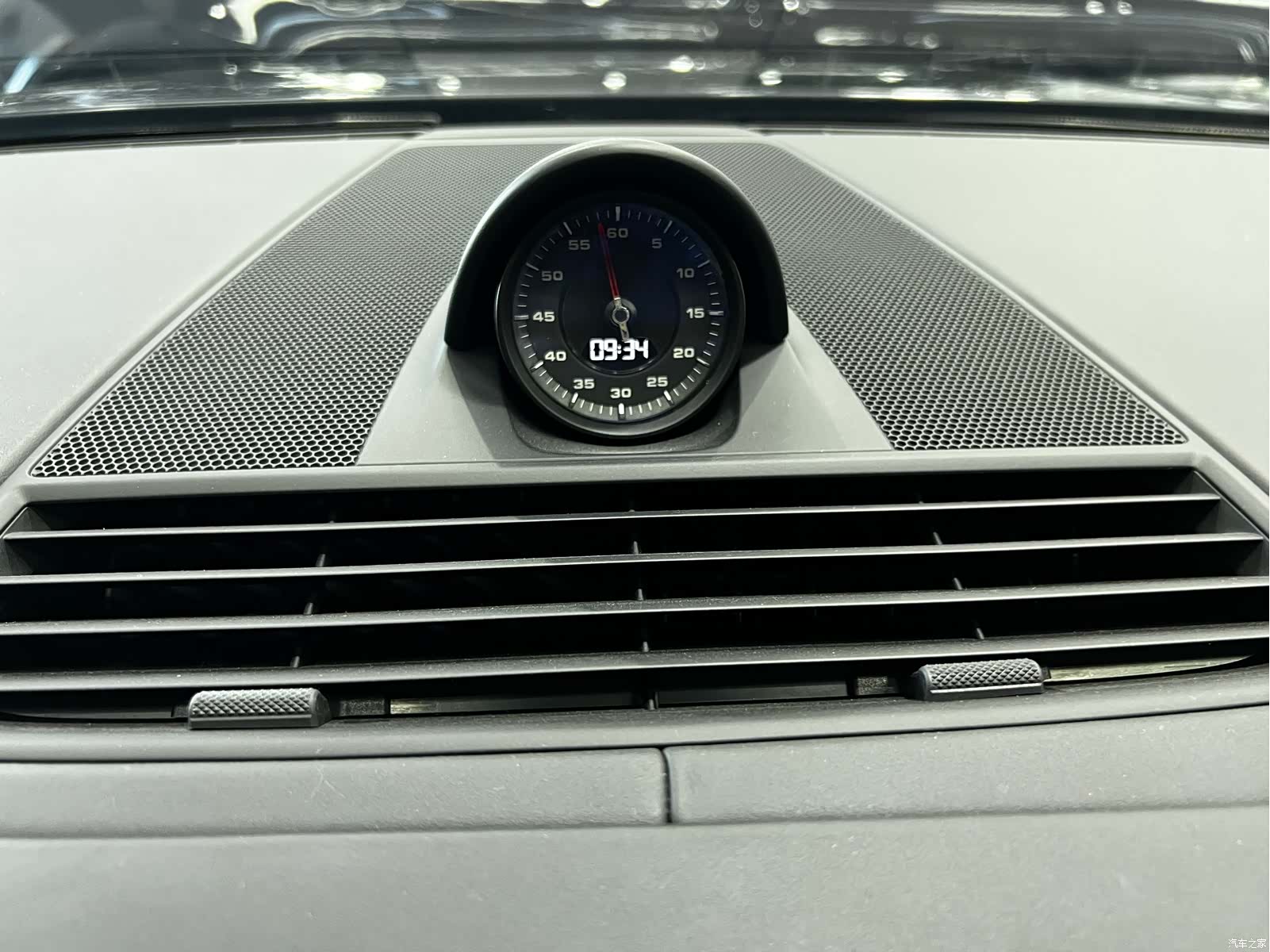 Porsche Panamera, 2022 10