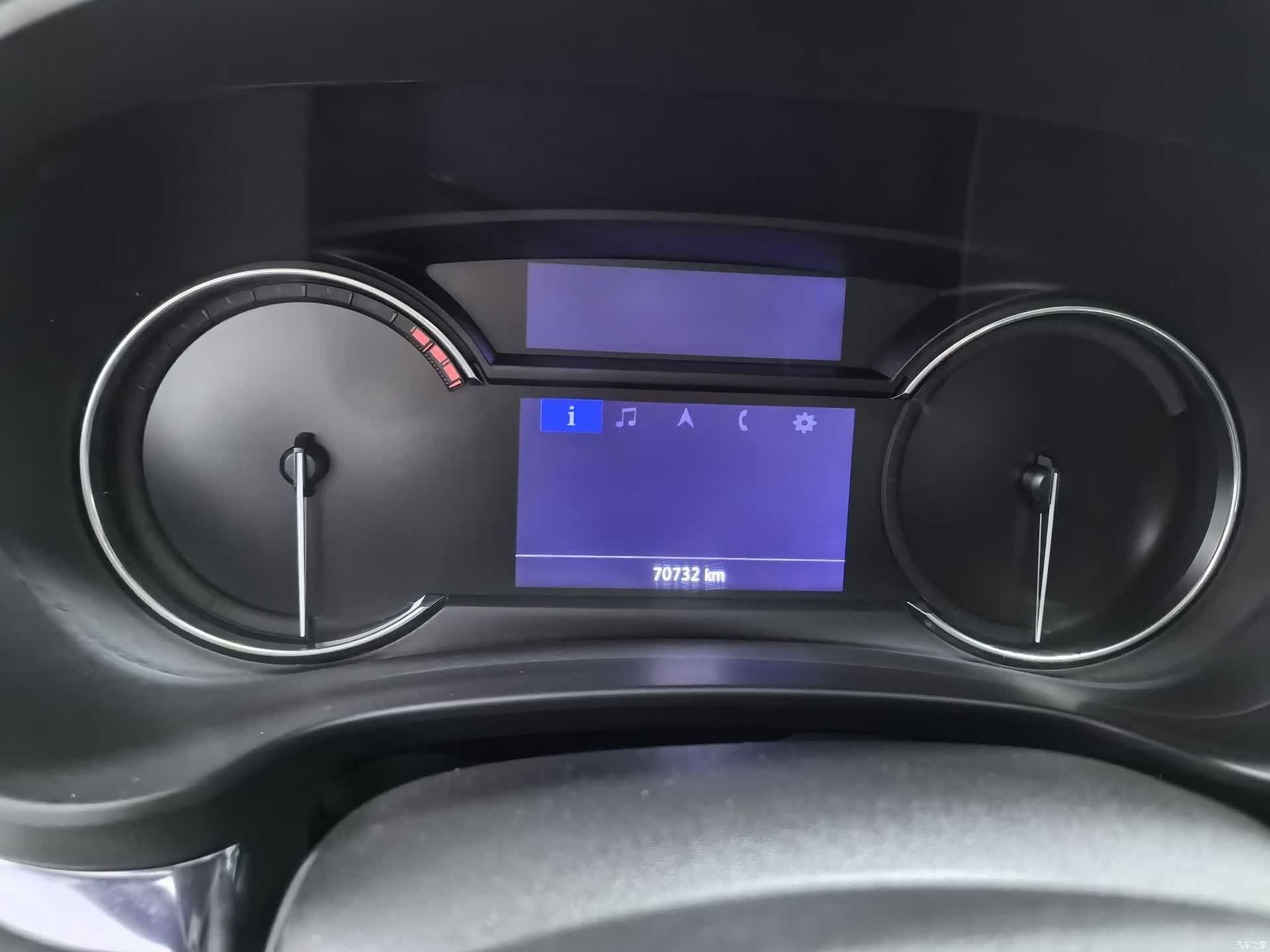 Cadillac XT4, 2021 10