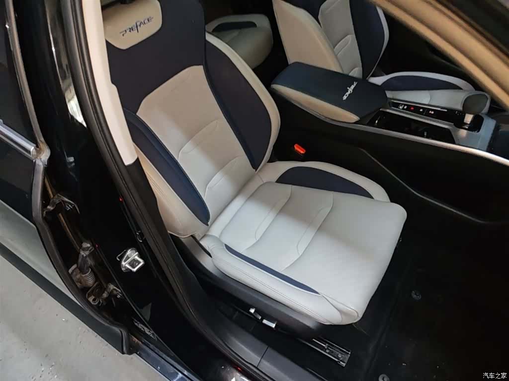 Geely Preface, 2022 25