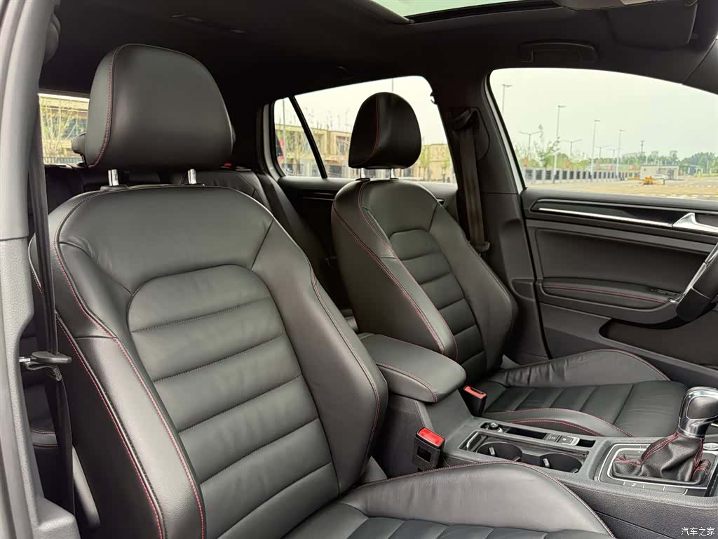 Volkswagen Golf, 2016 26