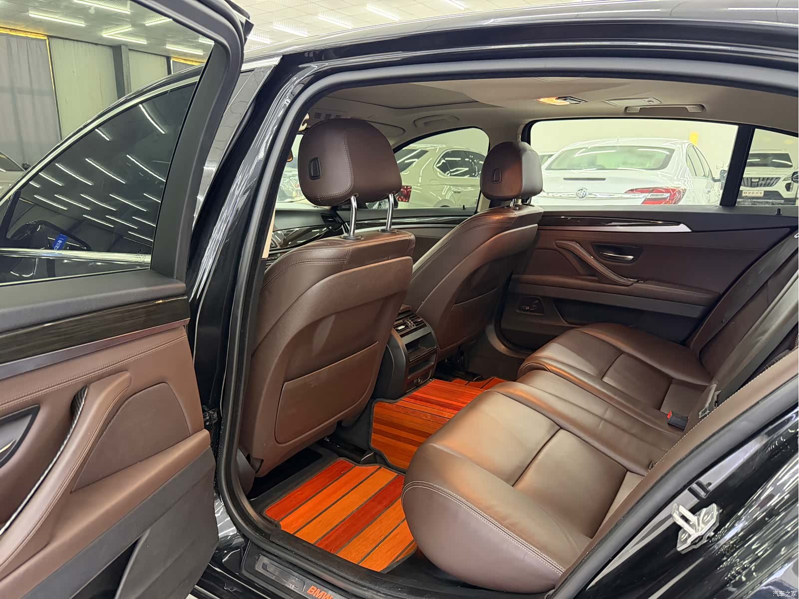 BMW 5 Series, 2016 все фото