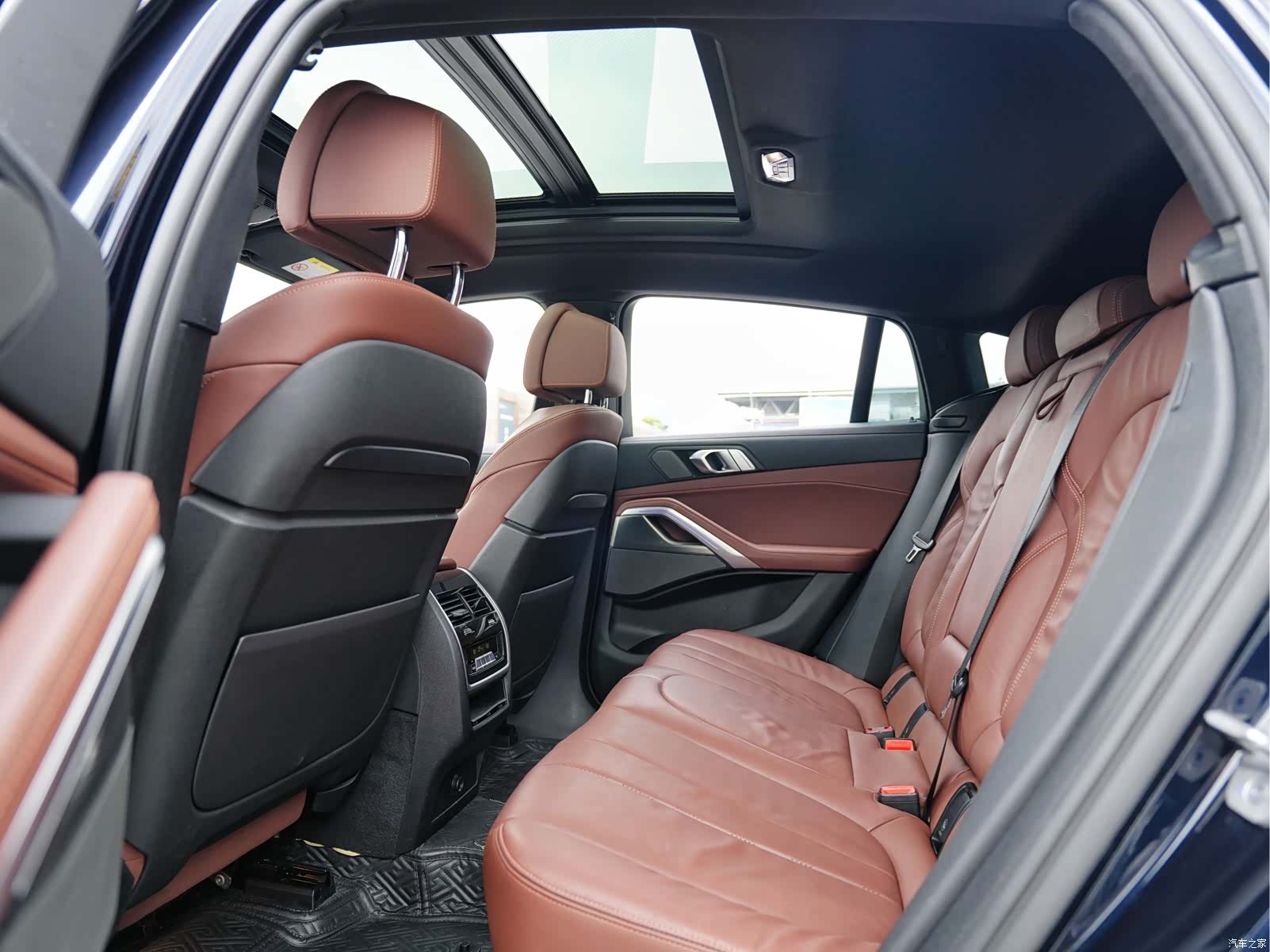 BMW X6, 2021 8