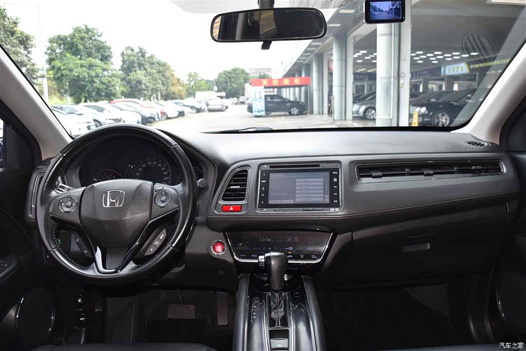 Honda Vezel, 2015 9