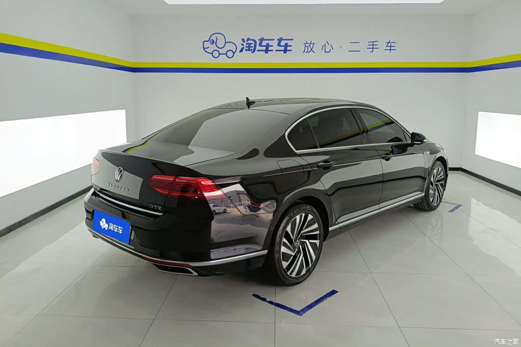 Volkswagen Magotan, 2021 3