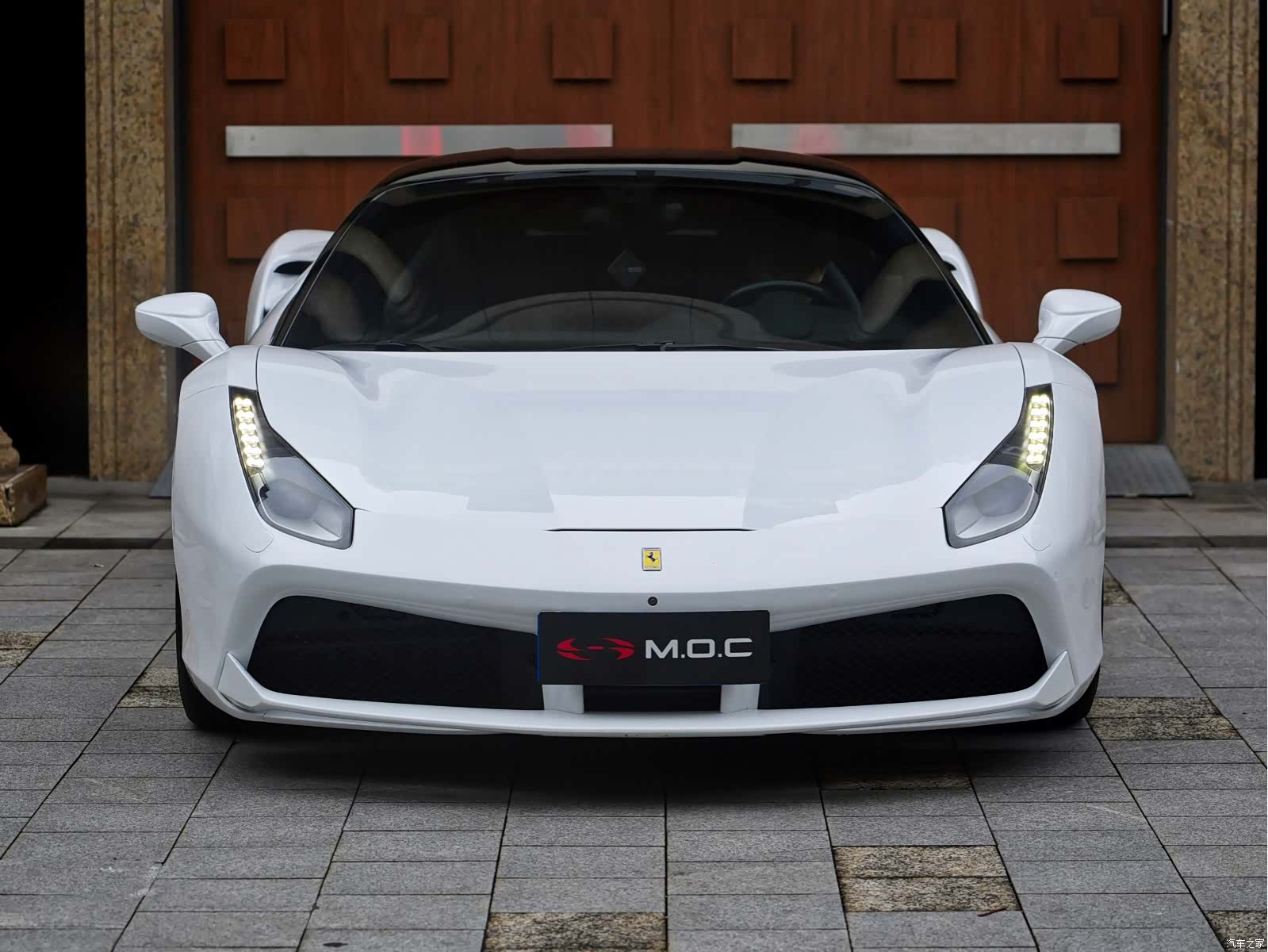 Ferrari 488, 2018 3