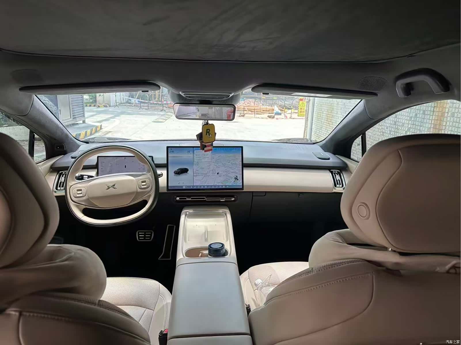 Xpeng P7, 2025 15