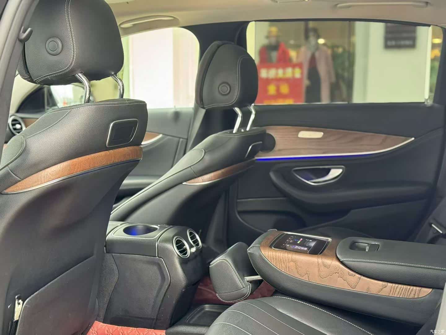 Mercedes-Benz E-Class, 2017 4