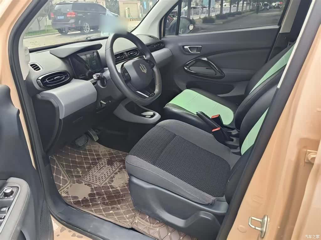 Leapmotor T03, 2022 16