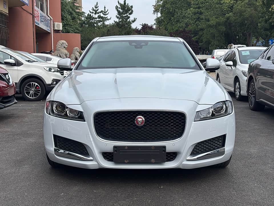 Jaguar XFL Jaguar XFL