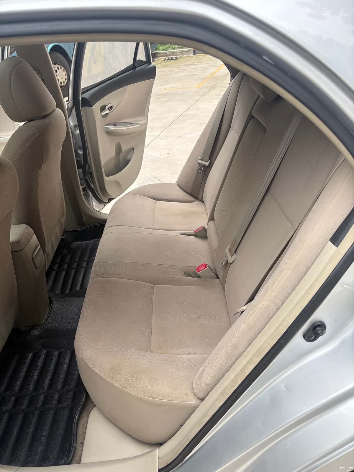Toyota Corolla, 2010 13