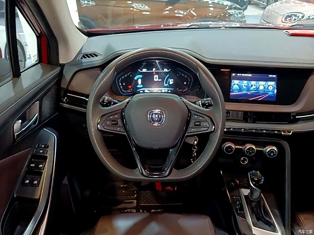 Changan CS15, 2019 11