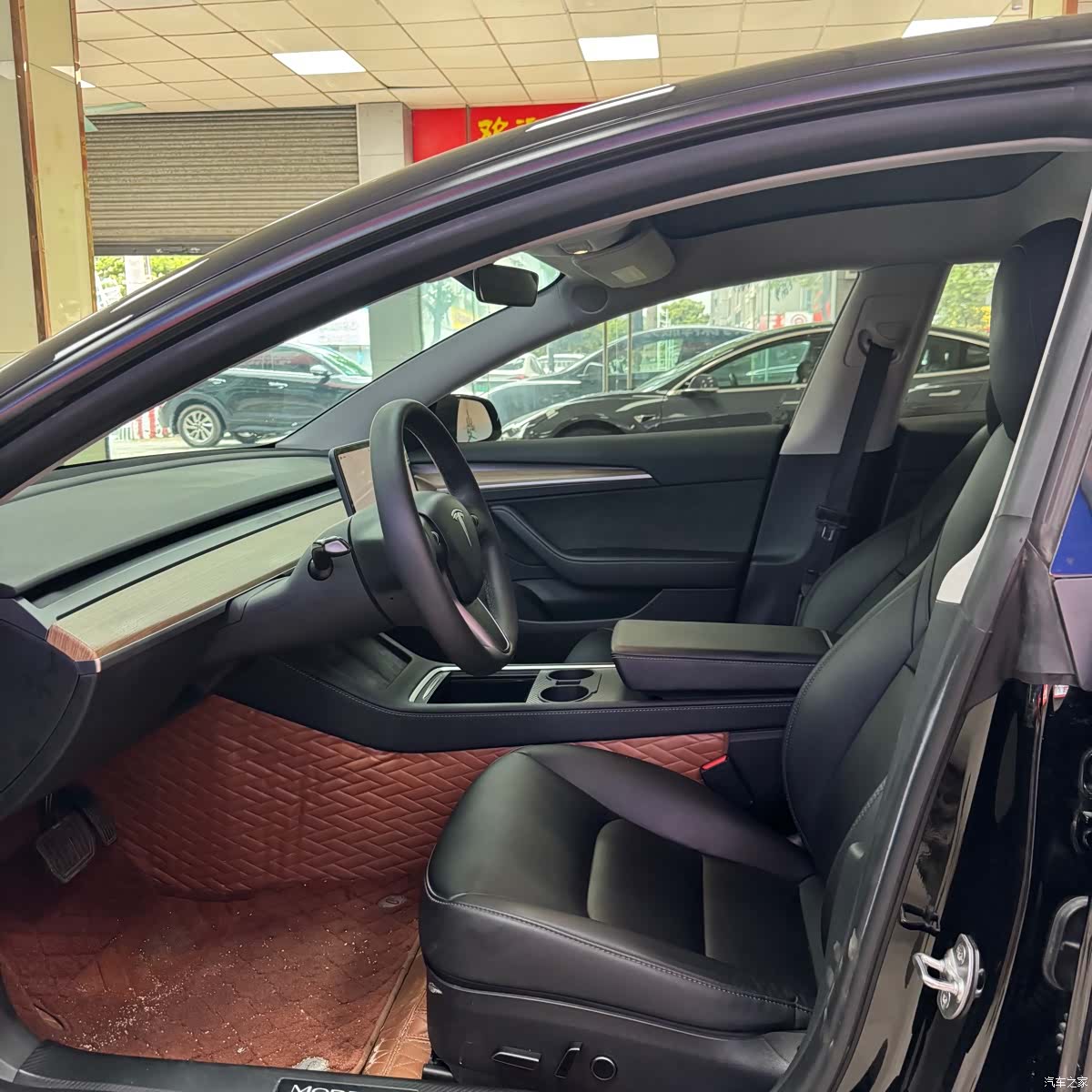 Tesla Model 3, 2022 4