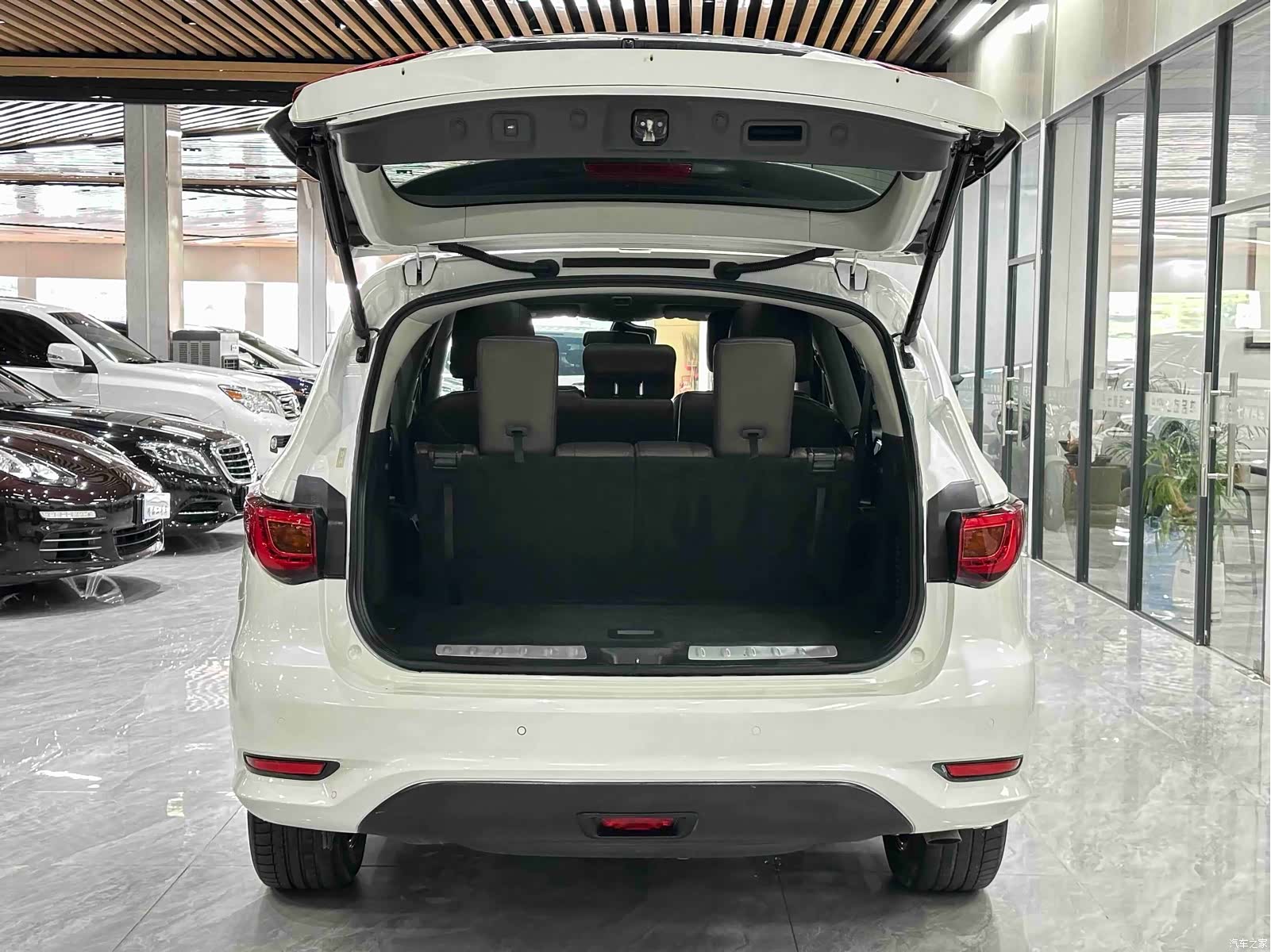 Infiniti QX60, 2020 9