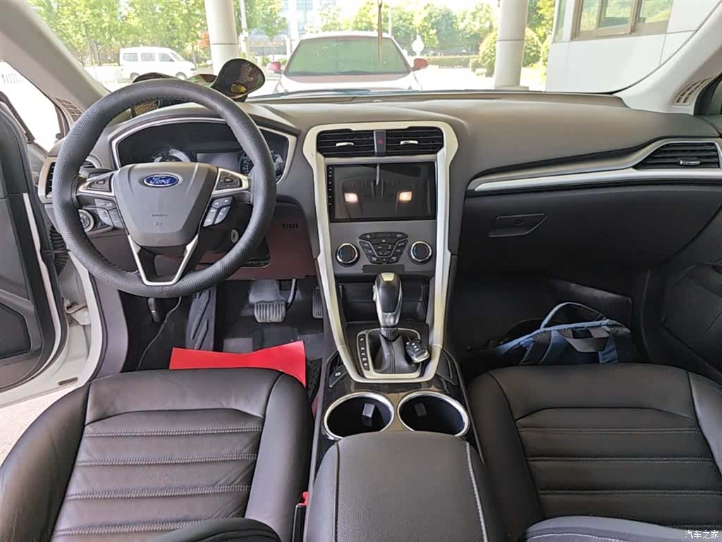 Ford Mondeo, 2016 10