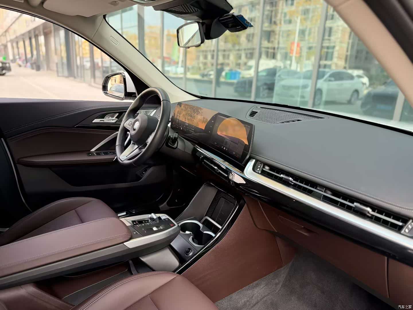 BMW X1, 2025 6
