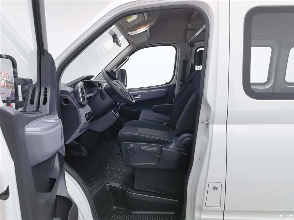 Maxus V80, 2023 10