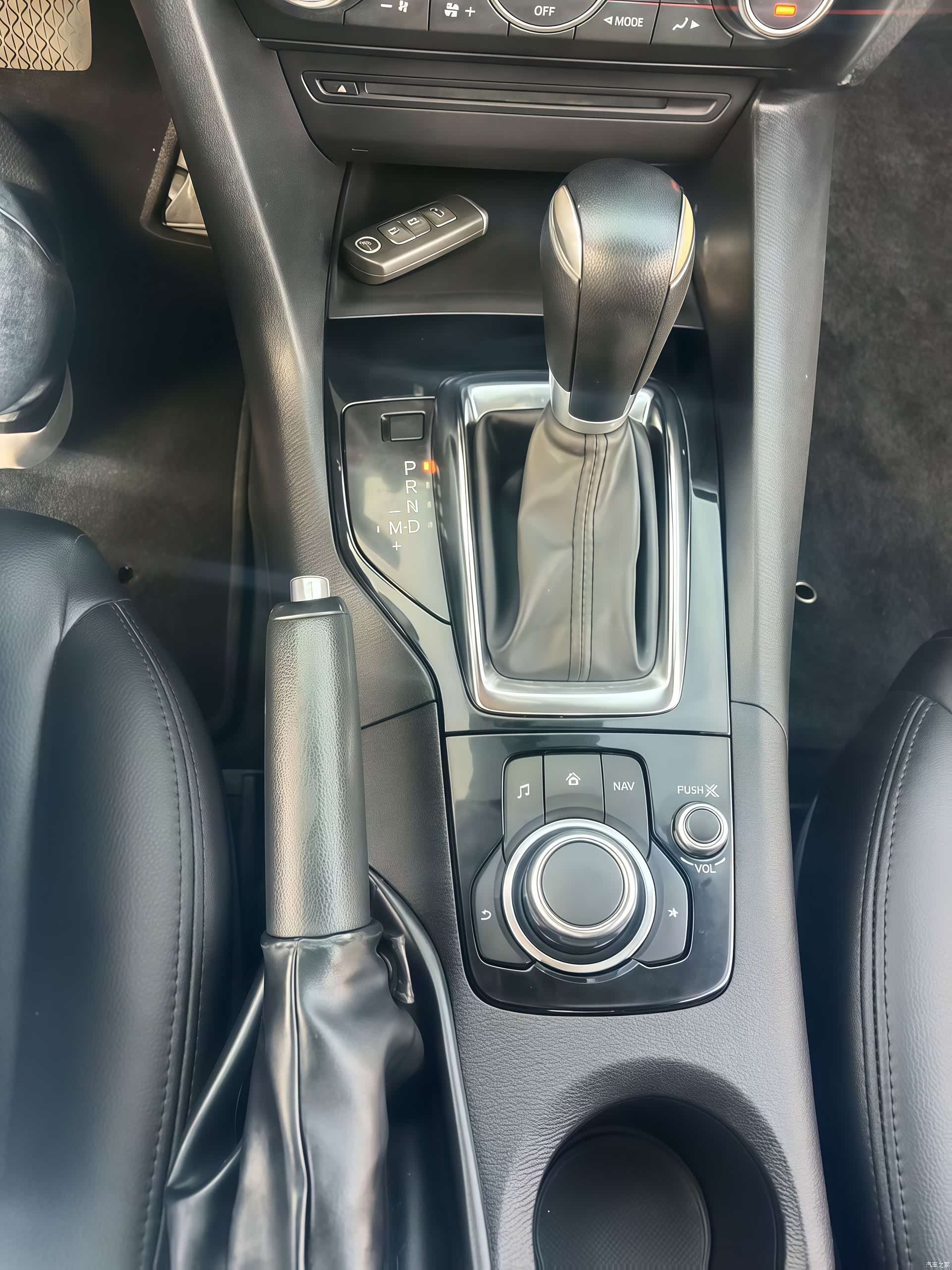 Mazda Mazda3, 2016 7
