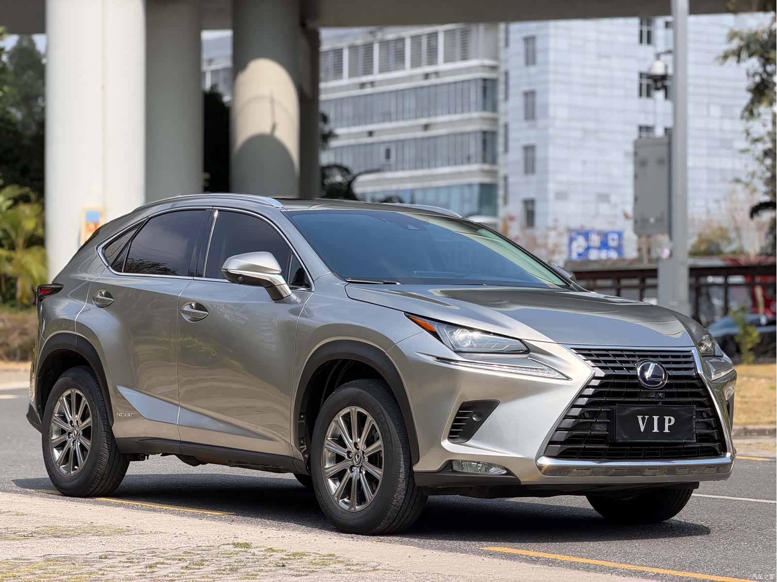 Lexus NX, 2021 3
