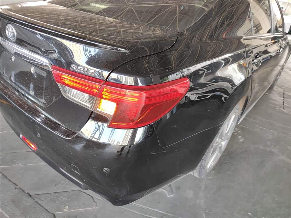 Toyota Reiz Toyota Reiz