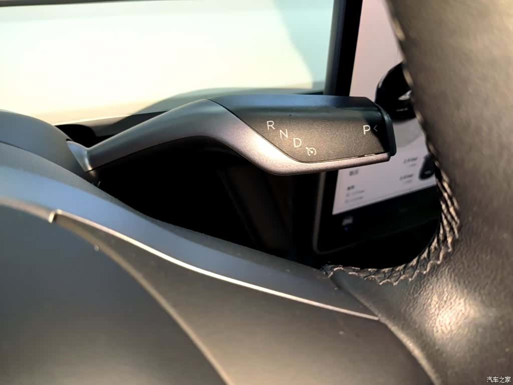Tesla Model 3, 2023 14