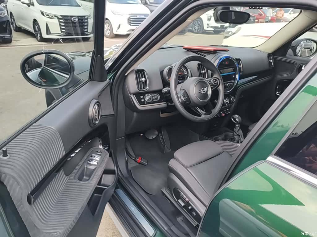 Mini Countryman, 2018 16