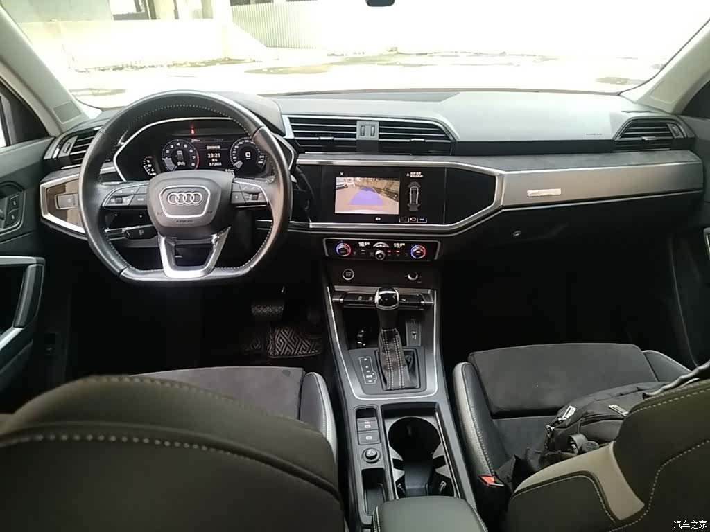 Audi Q3, 2021 10