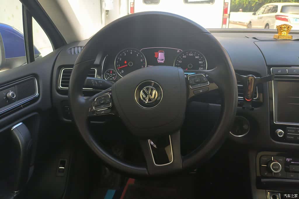 Volkswagen Touareg, 2017 15
