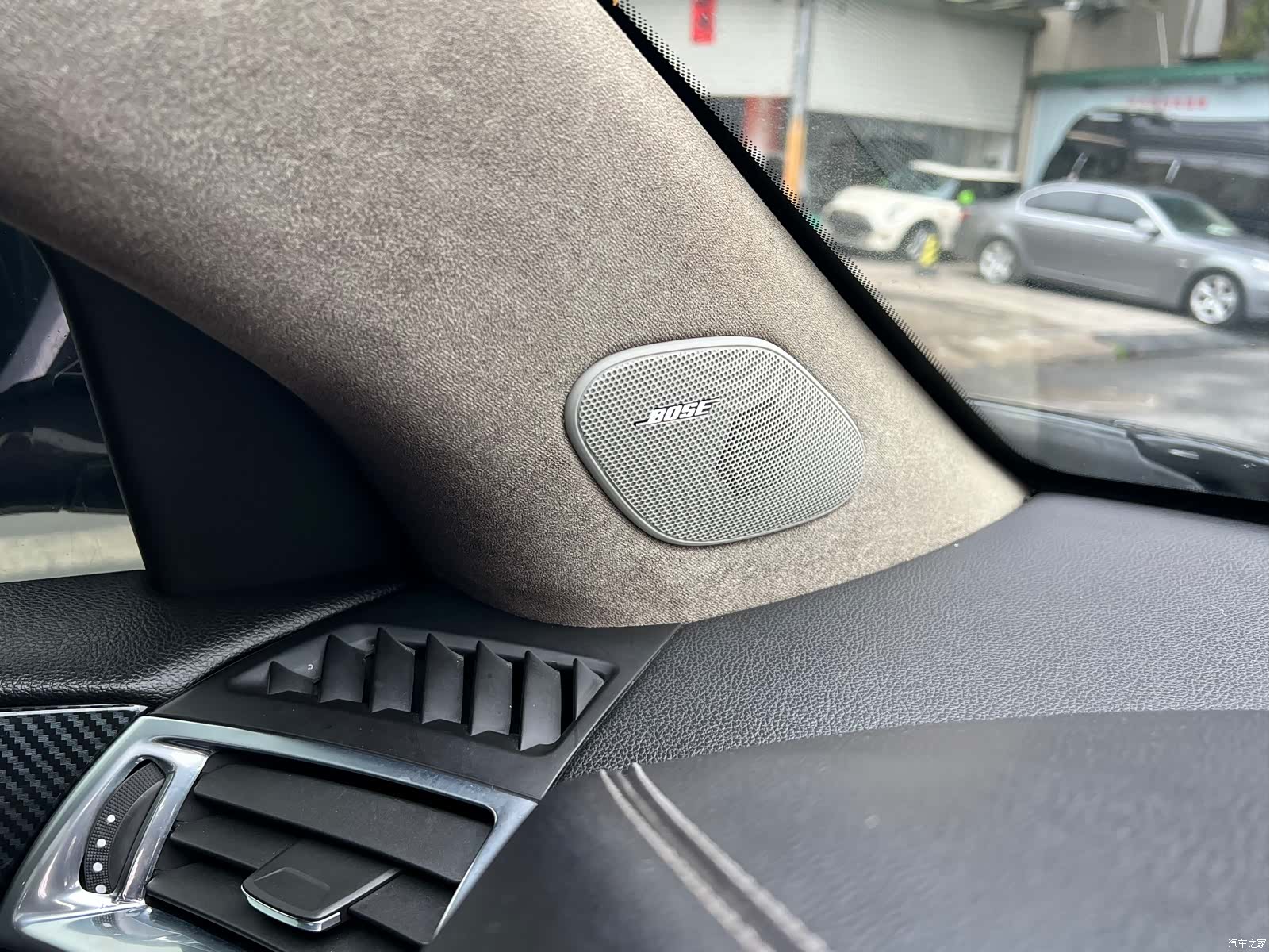 Cadillac SRX, 2012 18