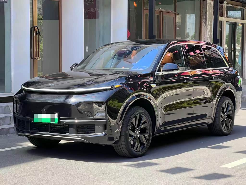 Li Auto L8